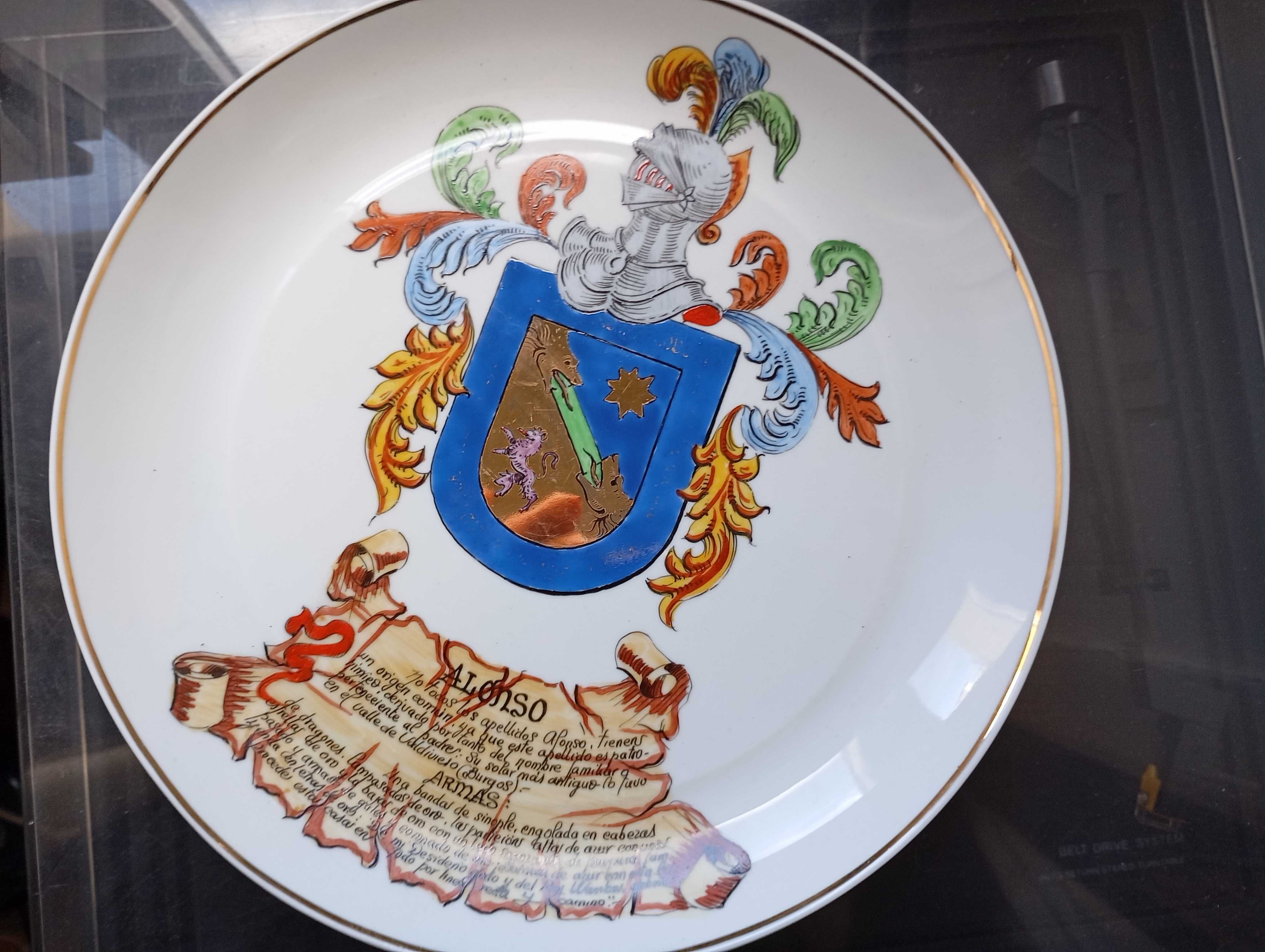 Prato com brasão armas Alonso