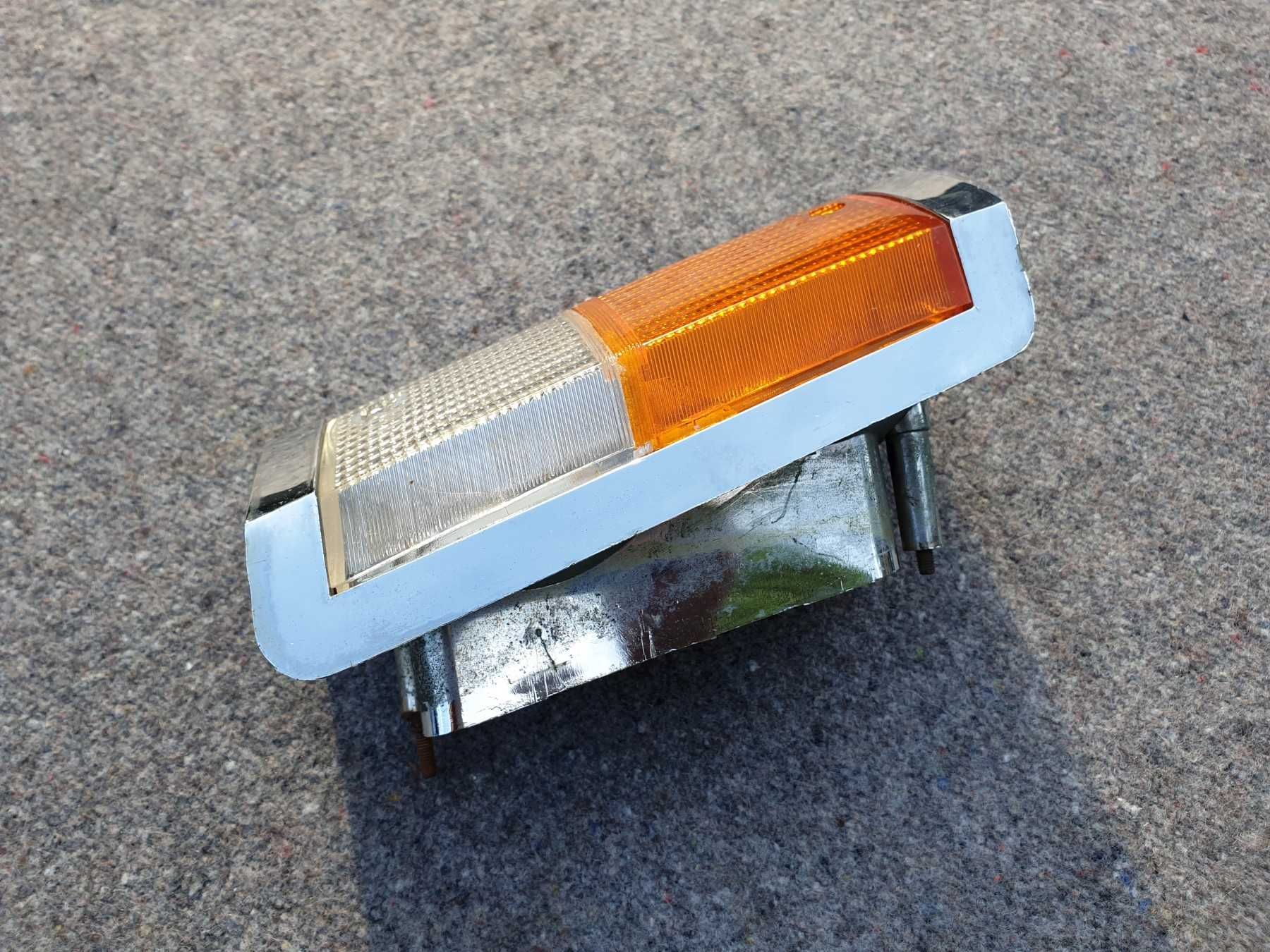 Kierunkowskaz   Fiat 125p  lampa pozycja Polski Fiat MR FSO chrom lewy