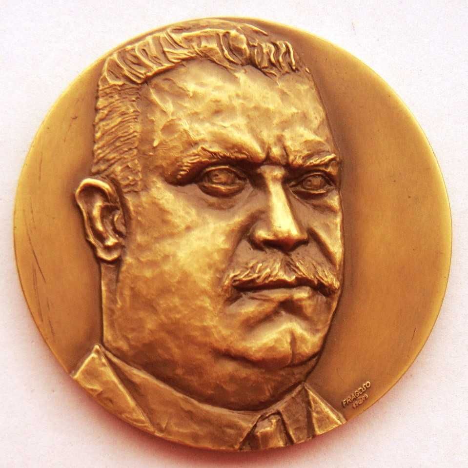 Medalha de Bronze Centenário de Manuel Alves Soares Tio Manoel 1979