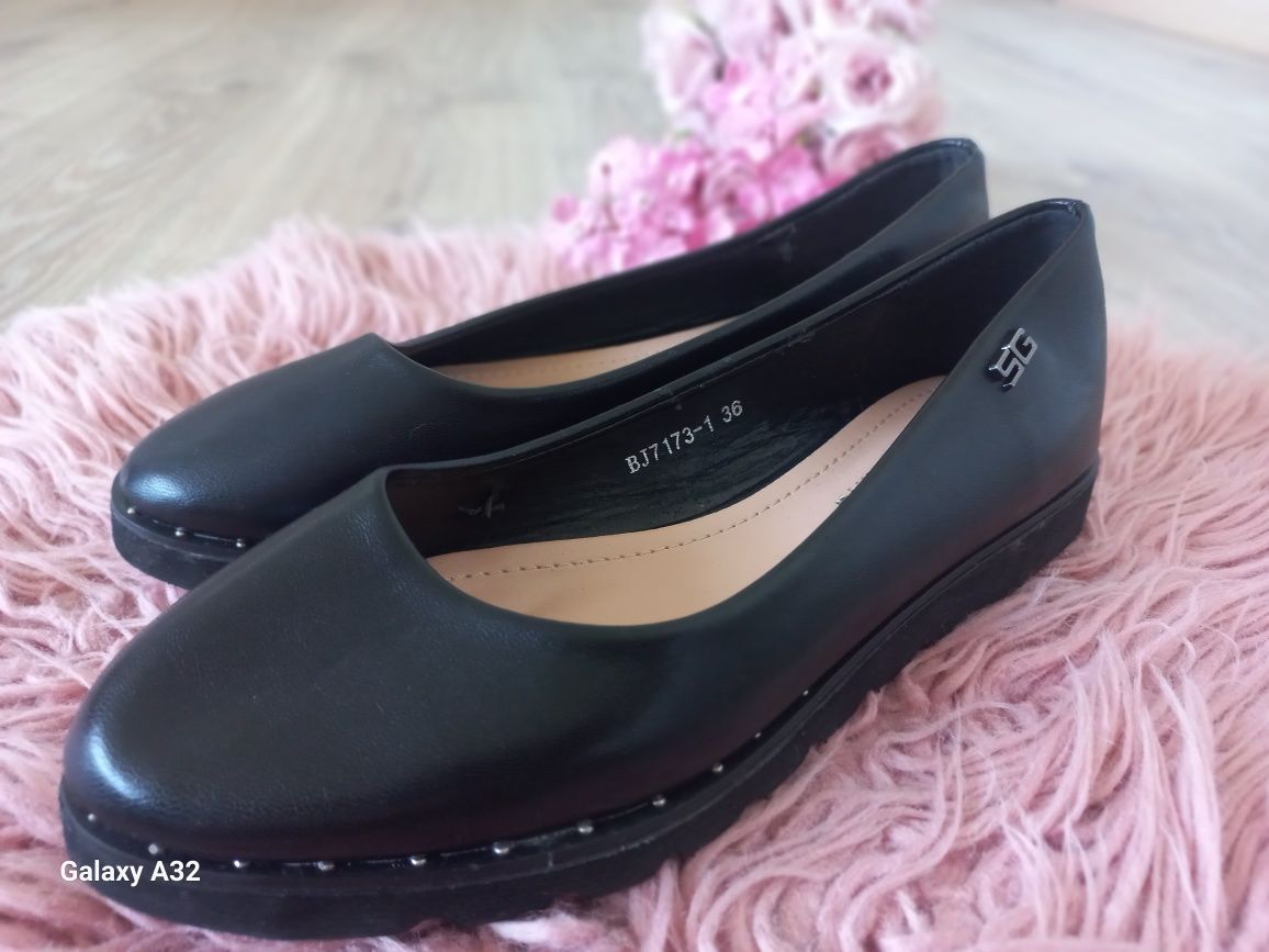 Mokasyny damskie 36 . Nowe
