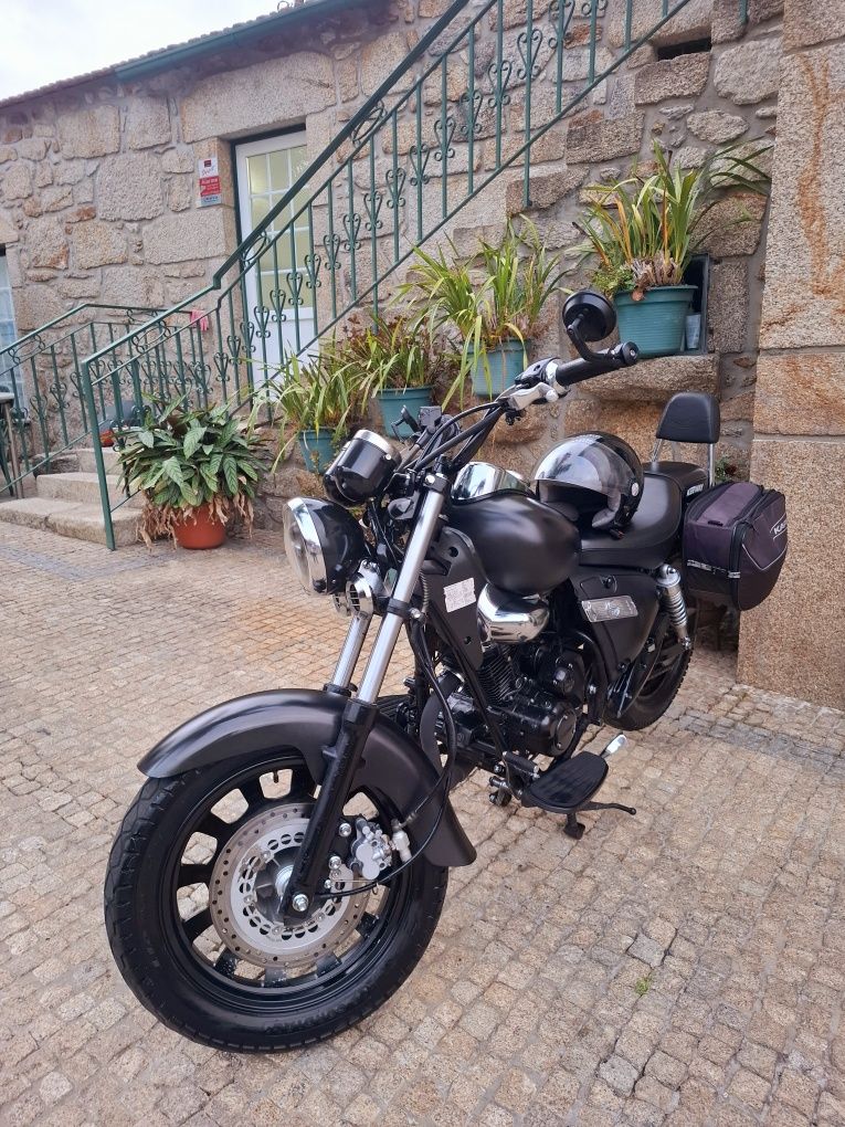 Keeway superlight  125 só 12.000km revisão feita
