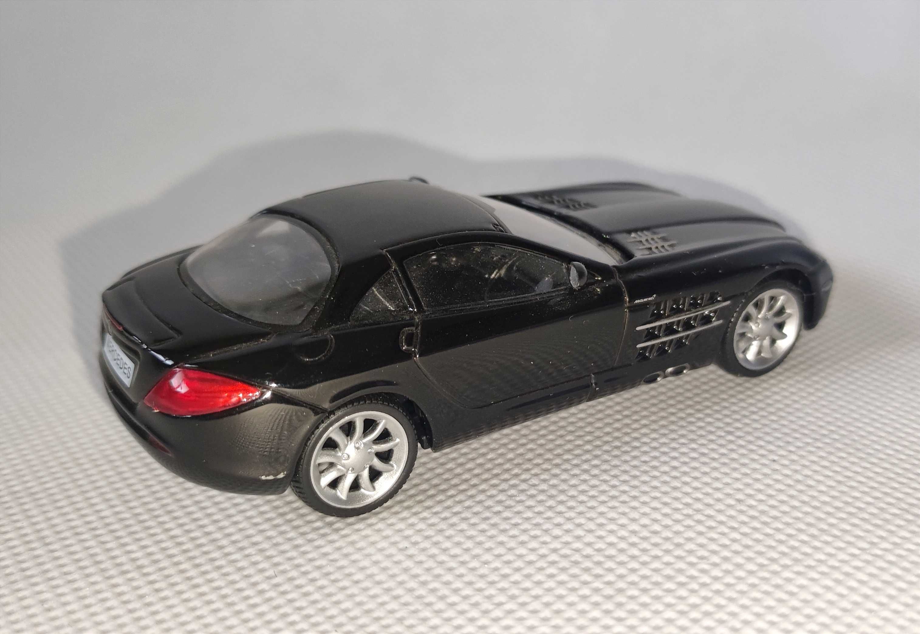 Mercedes-Benz SLR McLaren (Deagostini 1/43)