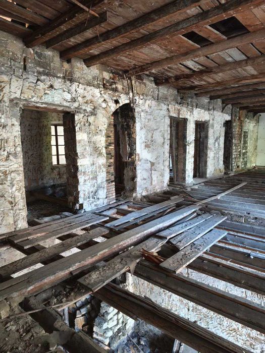 Продам 1000м2 в доме на Троицкая/ Екатерининская фасад, центр города.