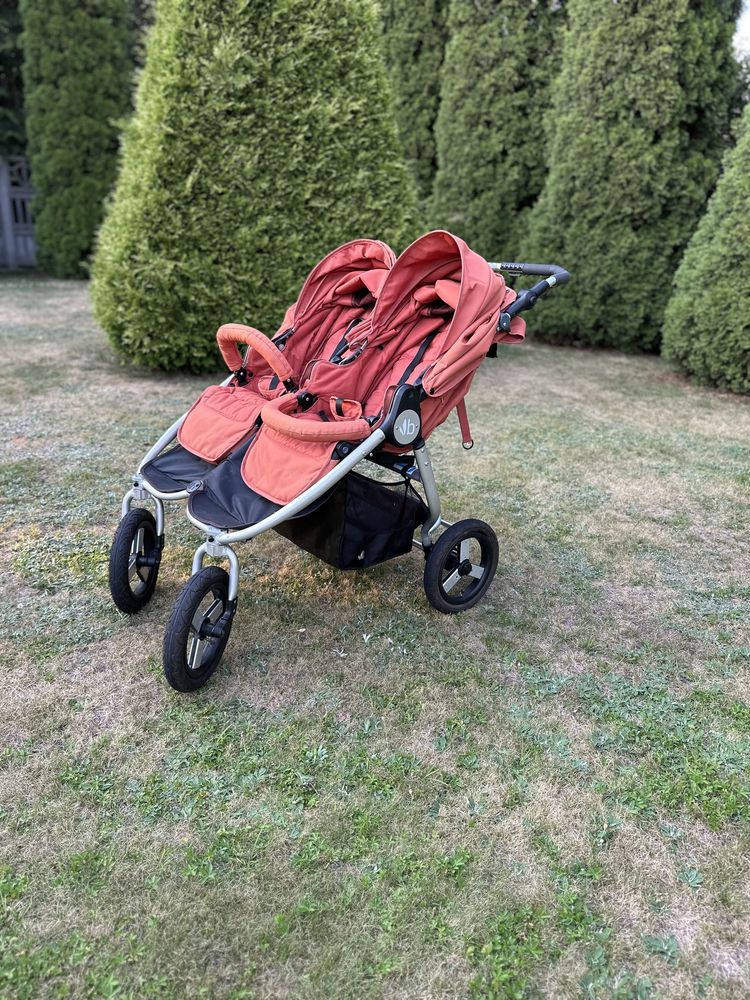 Wózek bumbleride indie twin blizniaczy, rok po roku