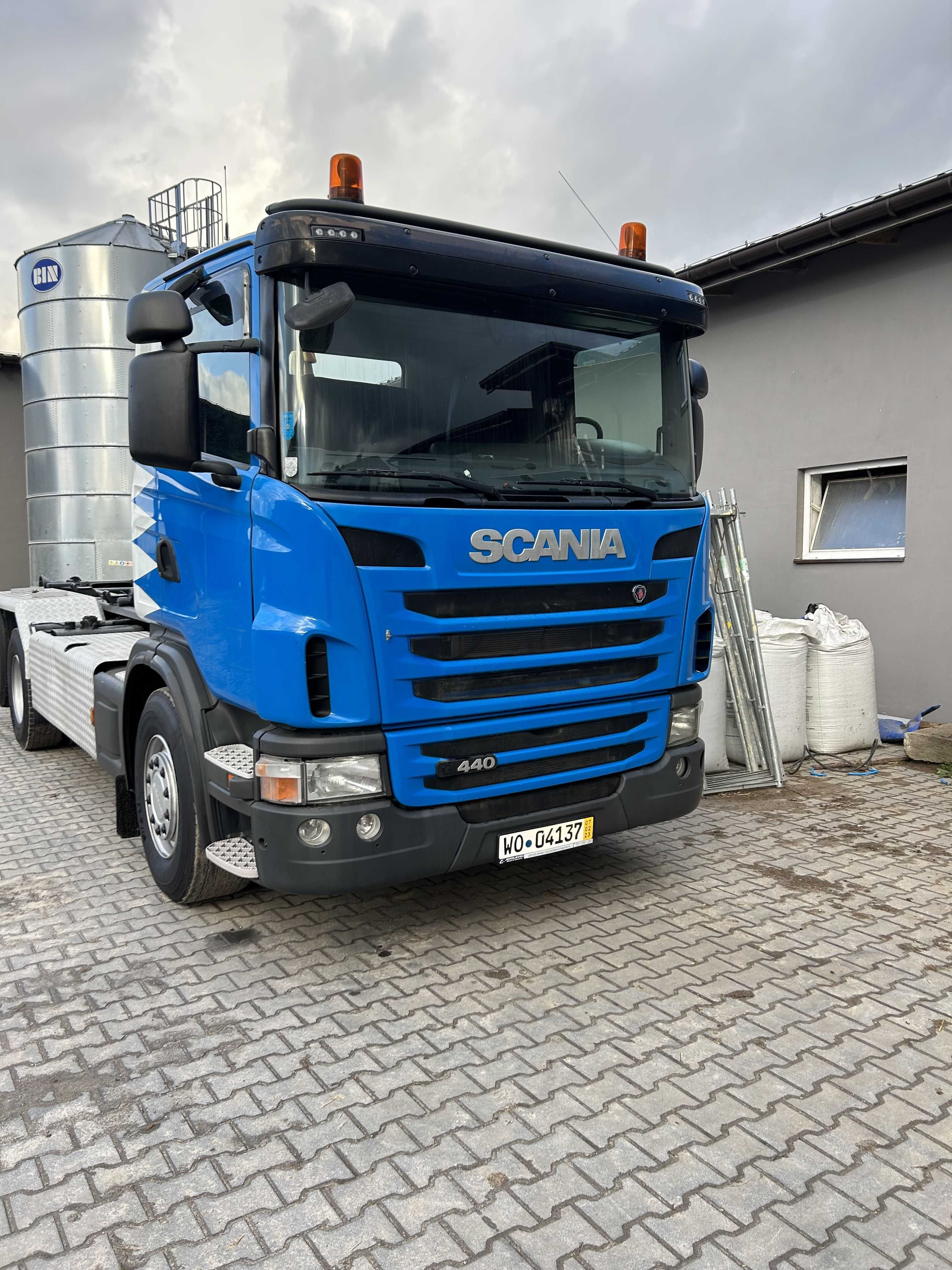 SCANIA G440 6x2 HIAB 20/70 oś skrętna