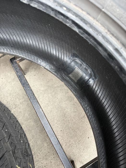 Шини всесезоні R20 245 50 Continental Склад Осокорки RLX