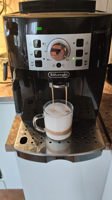 ekspres delonghi Magnifica S zadbany