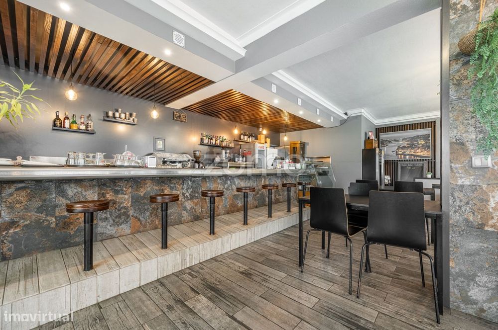 Restaurante/café em São Félix da Marinha, V.N. de Gaia - ARRENDAMEN...