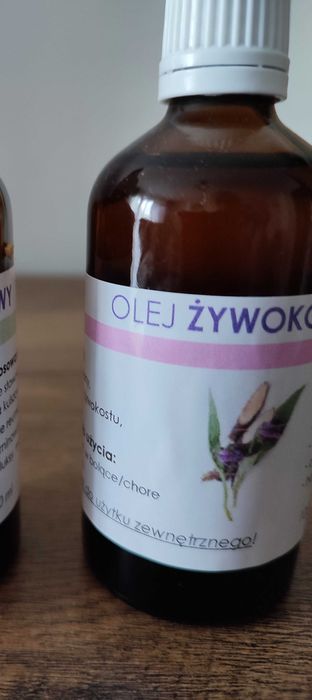 Zestawy 2 sztuki po 100ml -olej żywokostowy bez dodatków.

50 zł