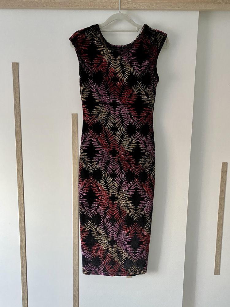 Elegancka błyszcząca czarna sukienka brokatem midi 36 S Topshop
