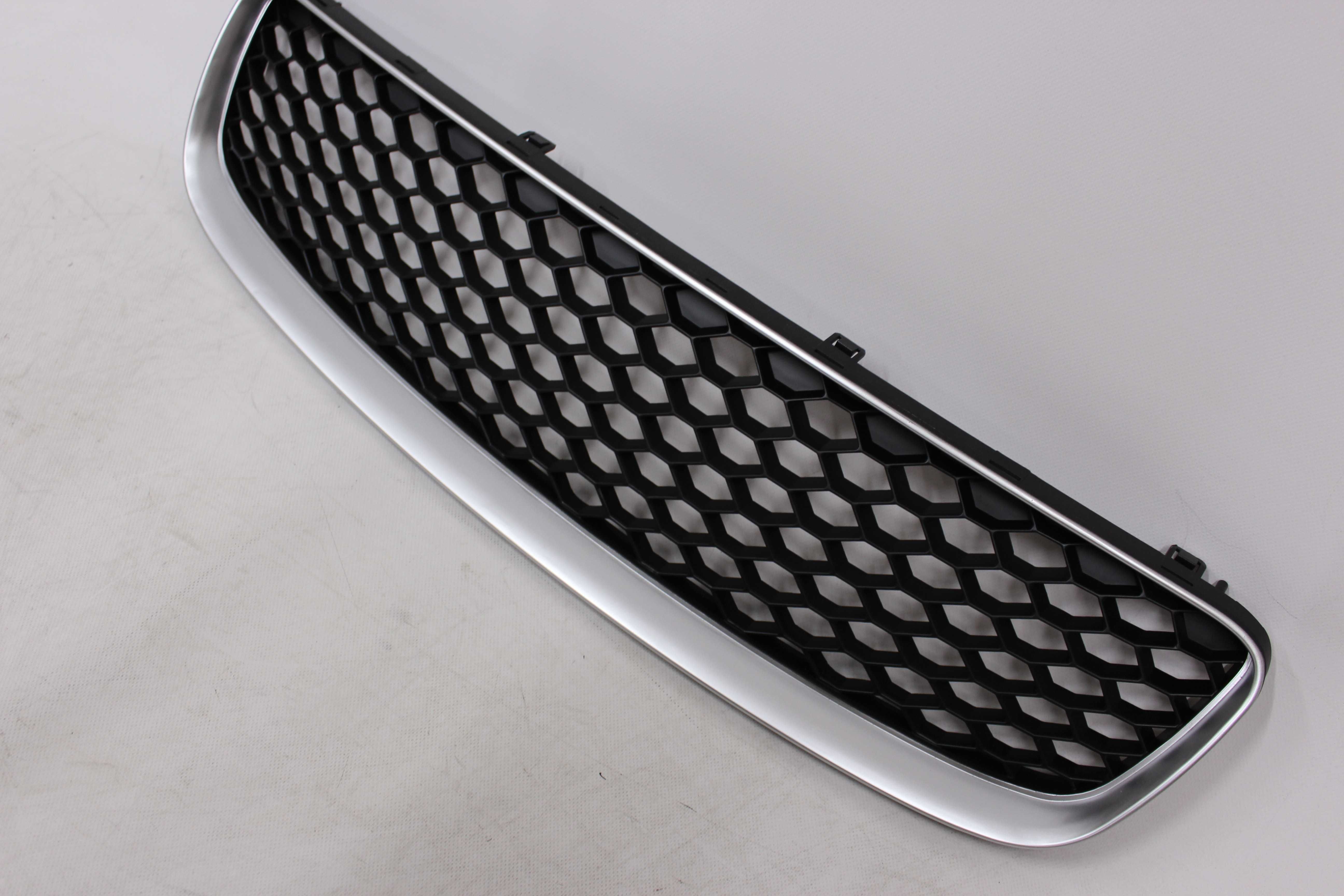 GRILL Atrapa chłodnicy AUDI TT 8N 99-06 Plaster Miodu TUNING Wysyłka