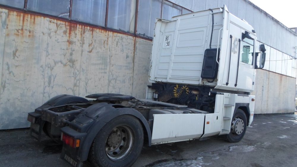 РОЗБОРКА Рено Магнум dxi e-tech E3 Renault Magnum кабина двери стекло