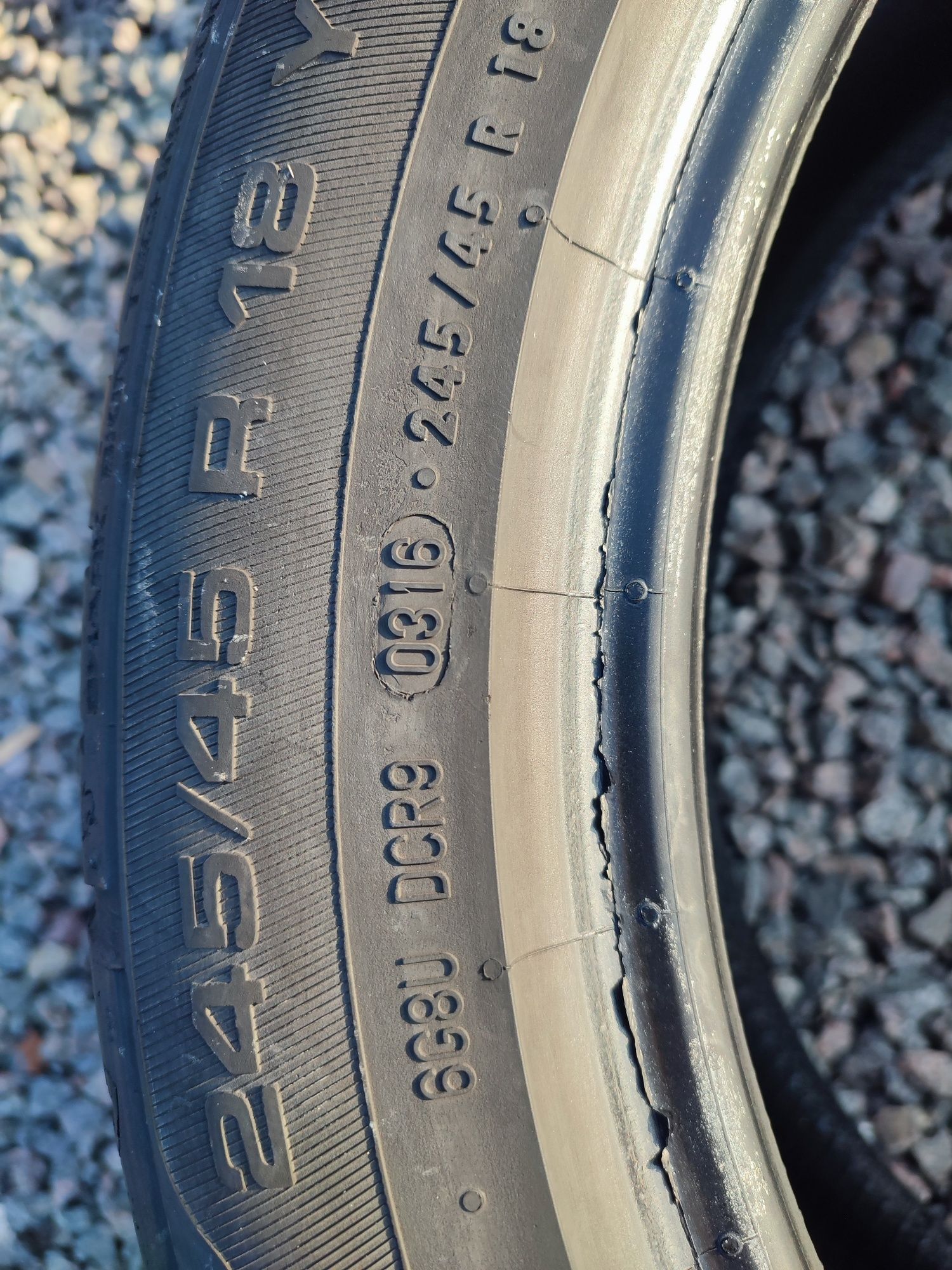 Шини 245/45 R18 Uniroyal RainSport 3