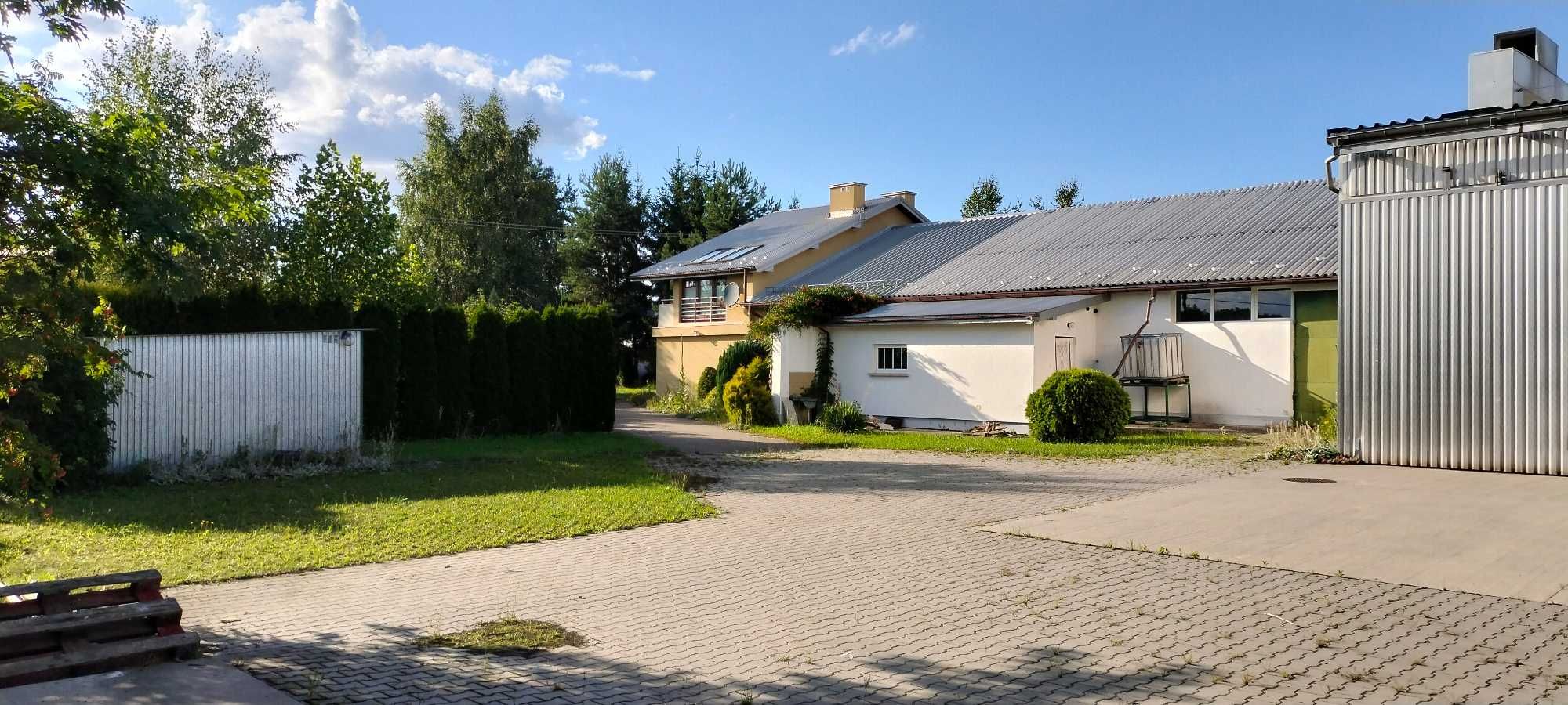 Hala produkcyjno-magazynowa z zapleczem mieszkalnym