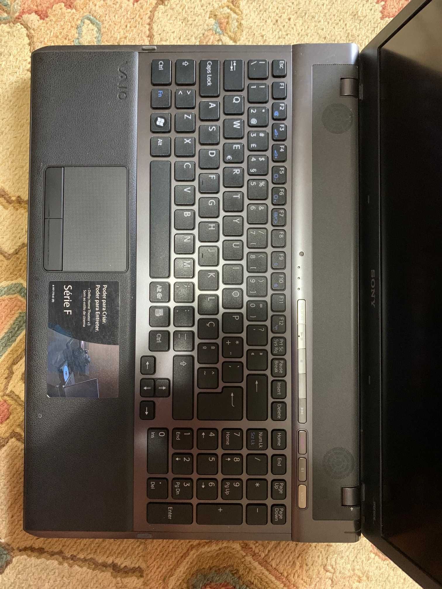 Computador Sony VAIO i7 | 16.4'' | 16GB | SSD 500GB