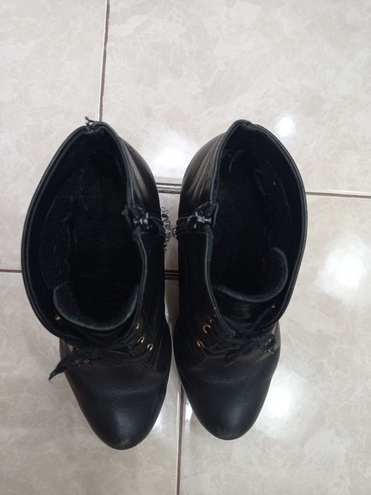 Черевики 39р. Шкіра