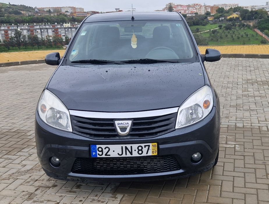 Dacia sandero 1.5 dci Ano 2010 em bom estado Sem nada a fazer
