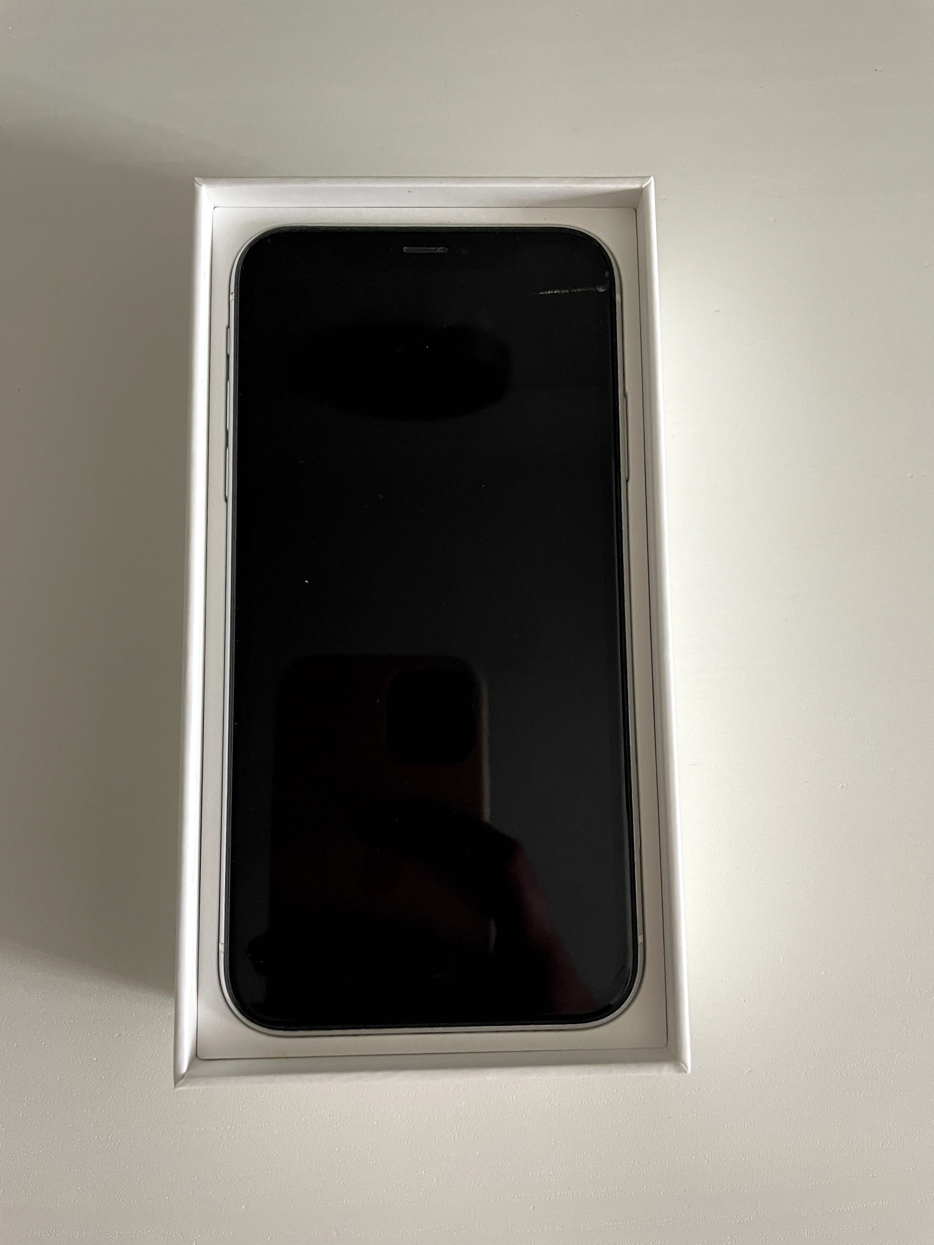 iPhone XR Branco 64gb