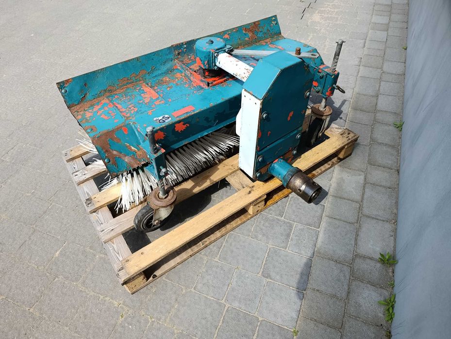 solidna zamiatarka 112 cm do traktorka