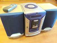 2 Aparelhagens HIFi com cd / leitor cassetes / radio