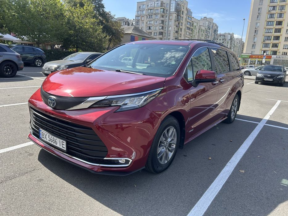 Трансфер таксі до аеропорту Варшава, Краків,.