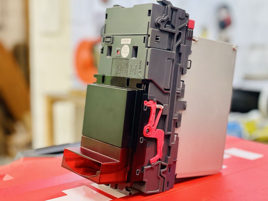 Продам купюроприймач NV9USB+ з касетою на 600 купюр