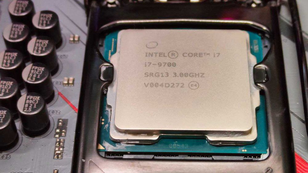 Комплект I7-9700 + Z390 Phantom Gaming 7