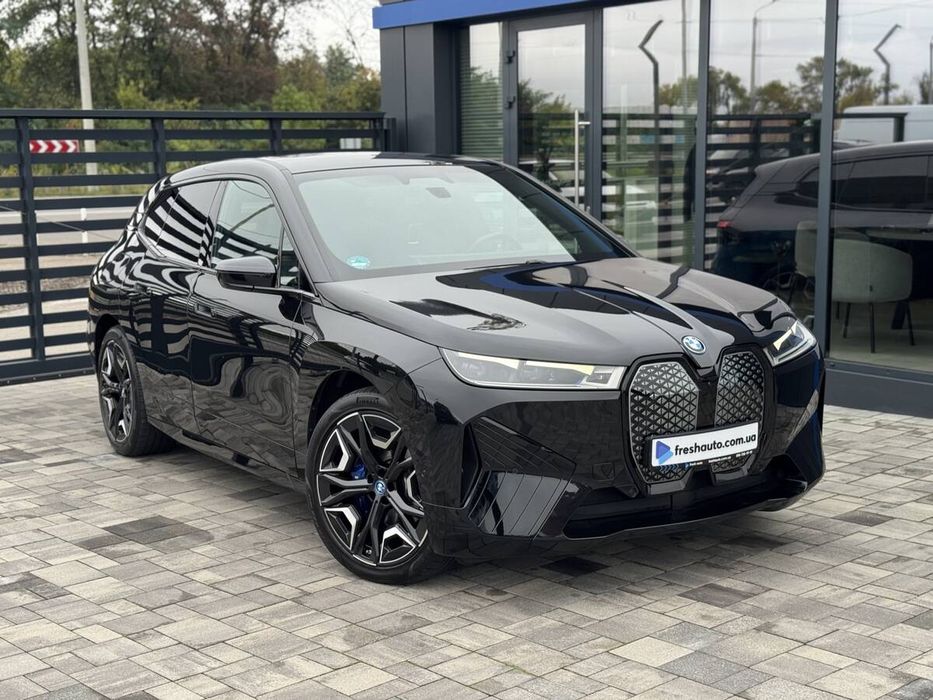 BMW iX 2023 freshauto