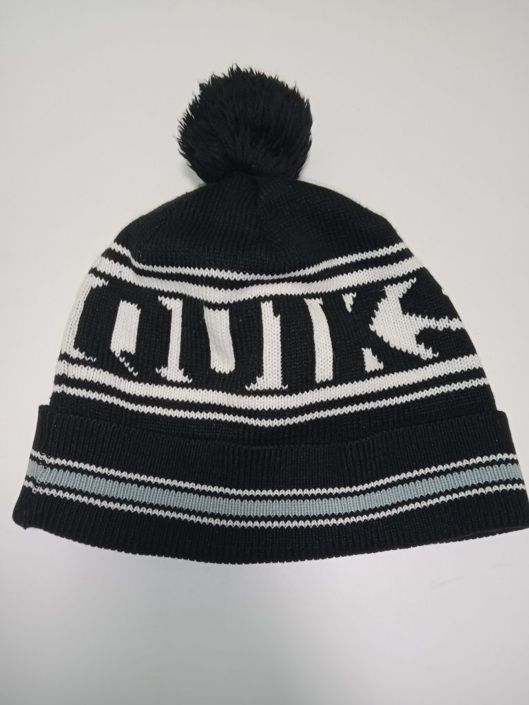 Quiksilver czapka narciarska.