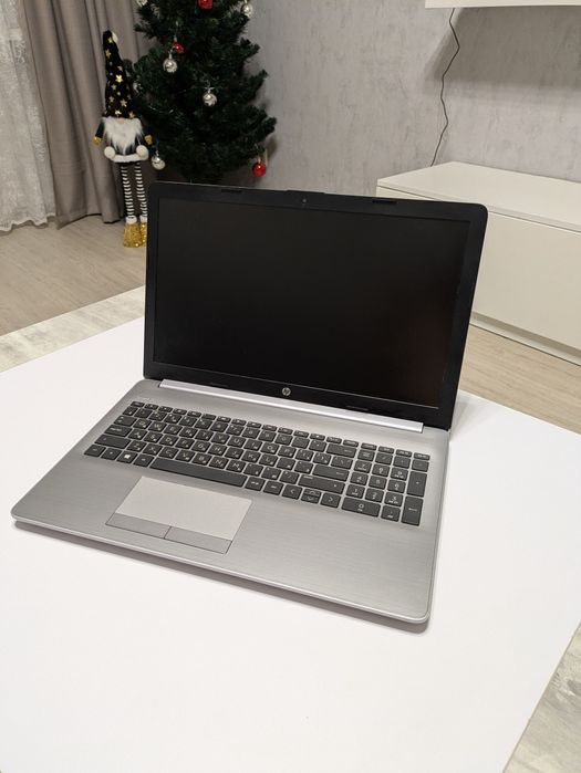 Ноутбук HP 255 G7