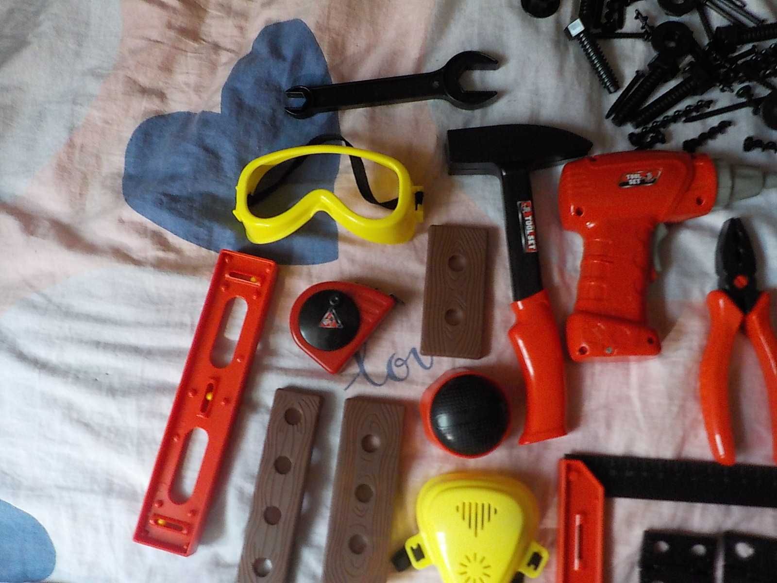 Zestaw narzędzi dla dzieci z maską ochronną Tool set