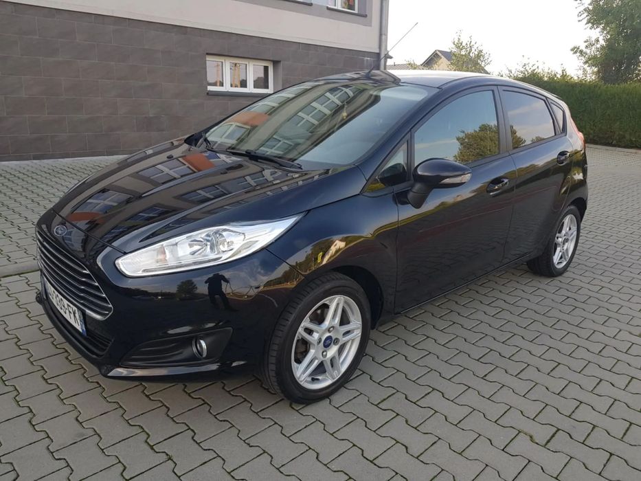 Ford Fiesta Ford Fiesta 1.2 benzynka 82KM ledy,klima,hilholder,alufelgi,nowe opony