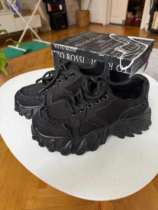 Кросівки Vitto Rossi, розмір 39