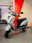 Suzuki Adress