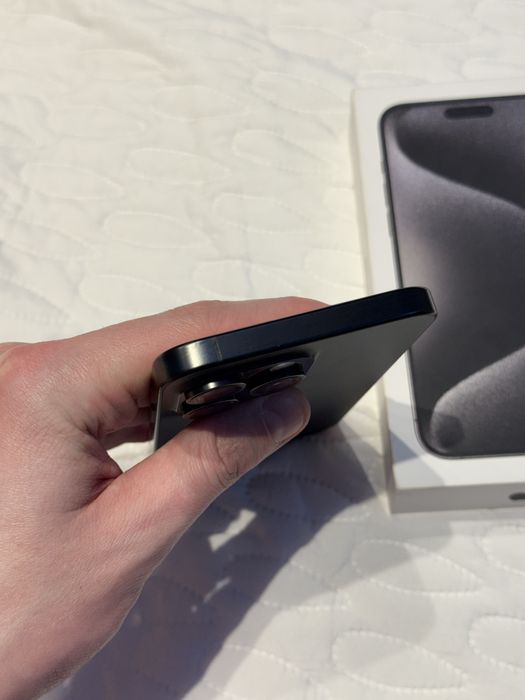 iPhone 15 Pro Max 256 E SIM Neverlock