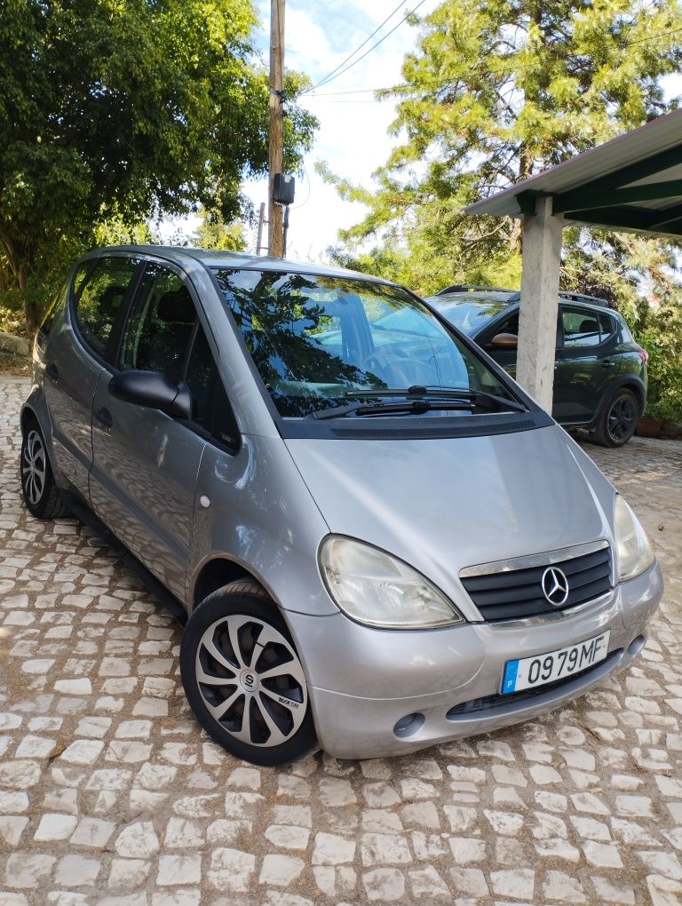 Mercedes A140 caixa automática