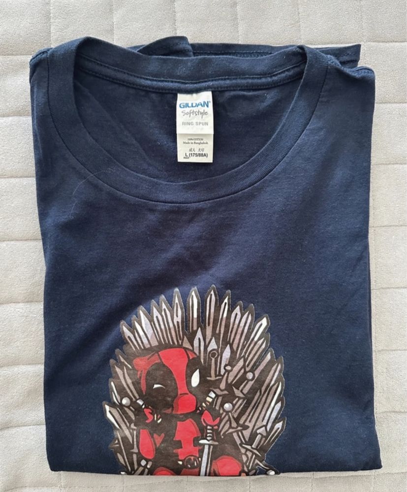 T-shirt cómica Game of Thrones / Deadpool