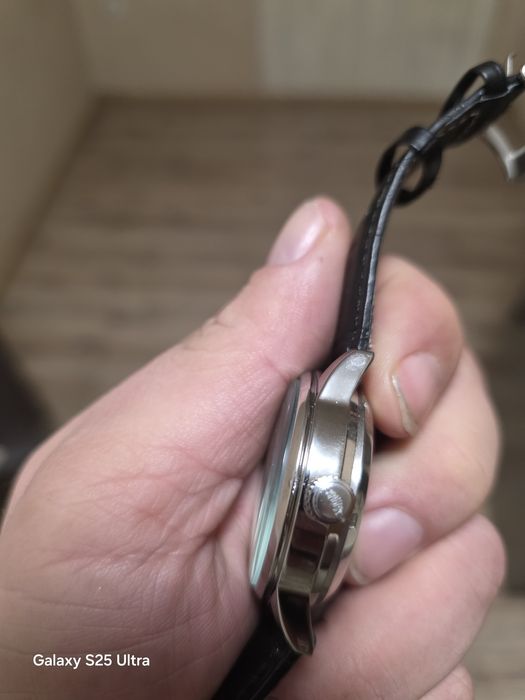 Piekny orient Automat na skórzanym pasku noszony bardzo malo