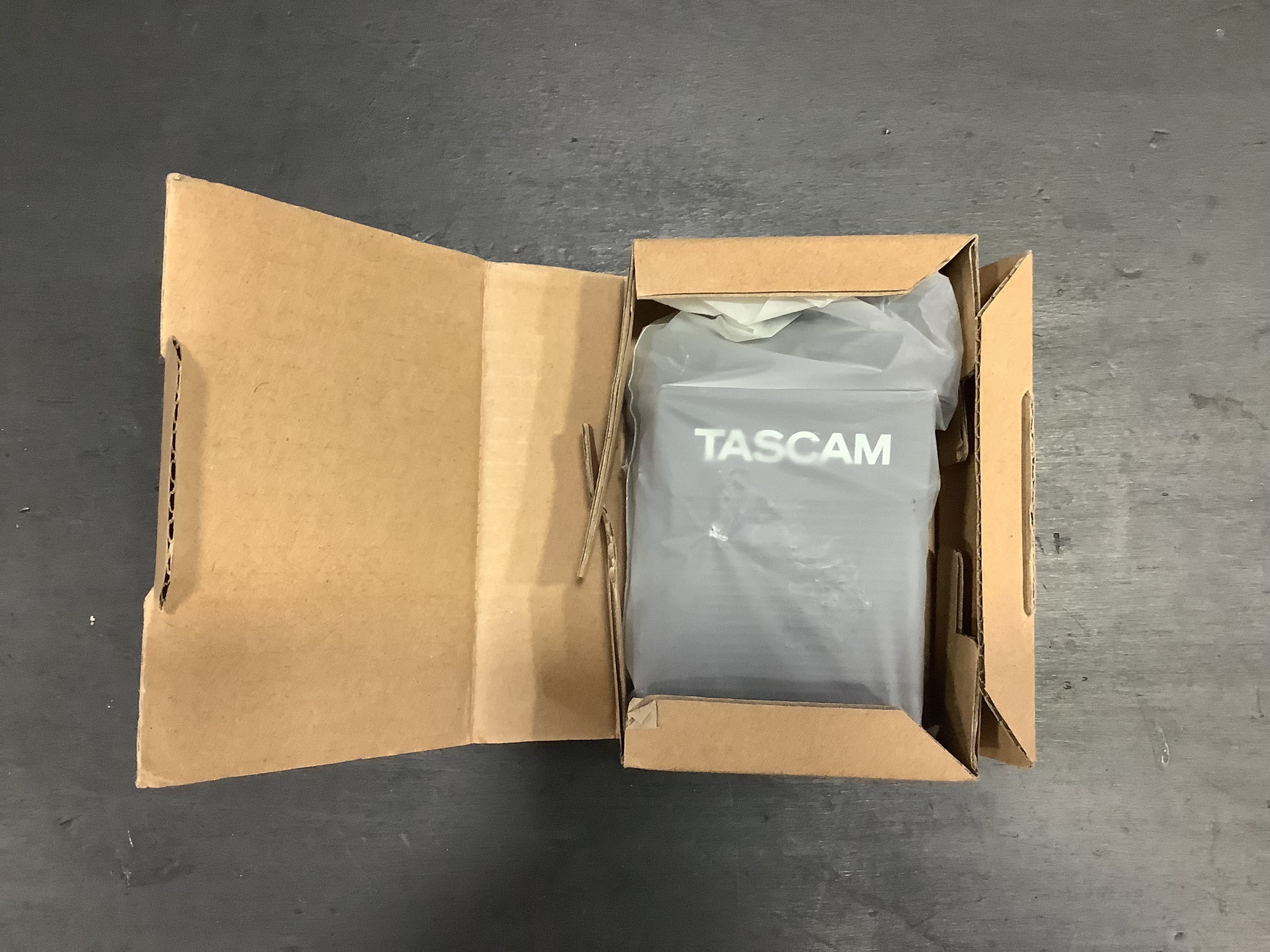 Tascam RC-1F Pedal Foot Switch novo.