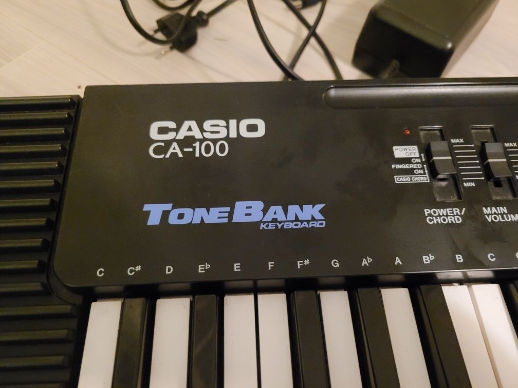 Keyboard Casio CA-100