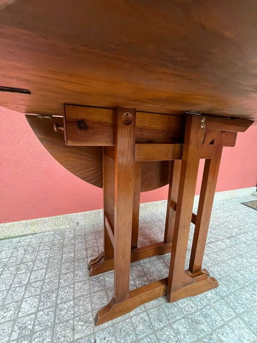 Mesa de Cozinha desdobrável com 4 cadeiras