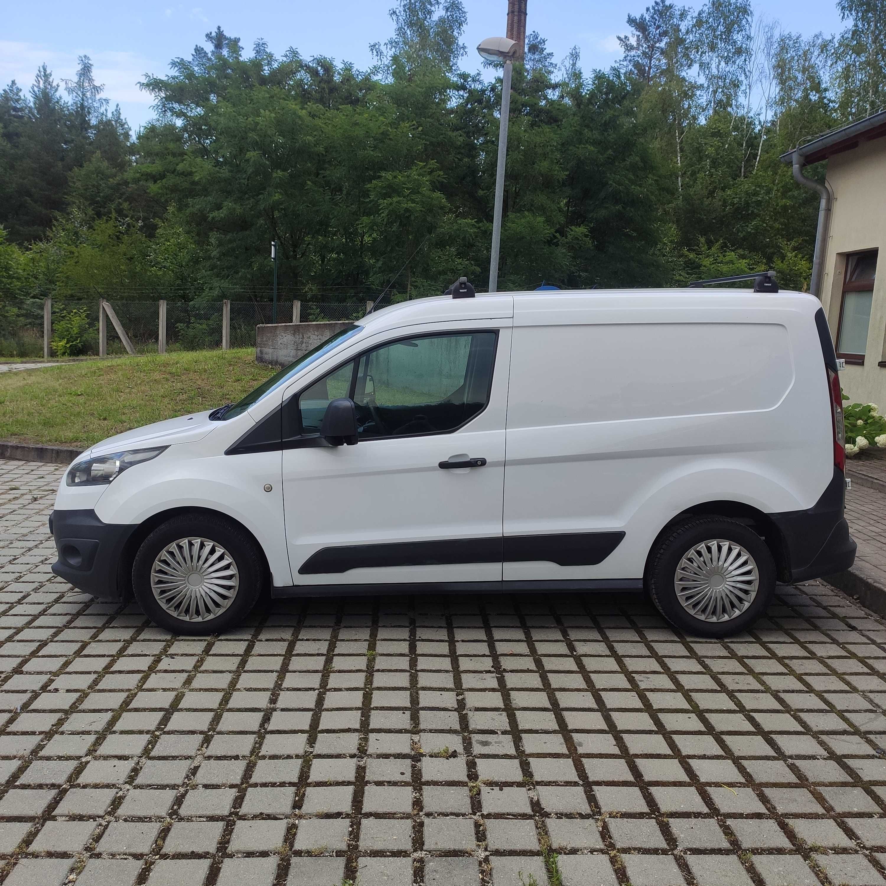 Śliczny Ford Transit Connect