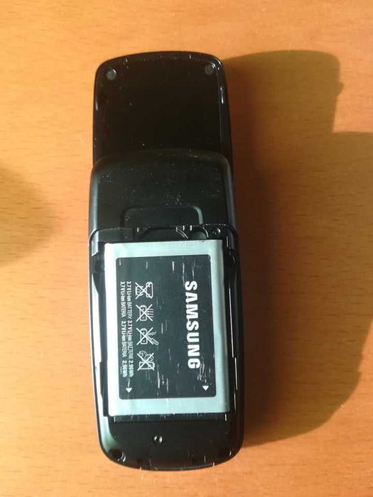 Telemóvel SAMSUNG - Modelo SGH - C300 - Um clássico