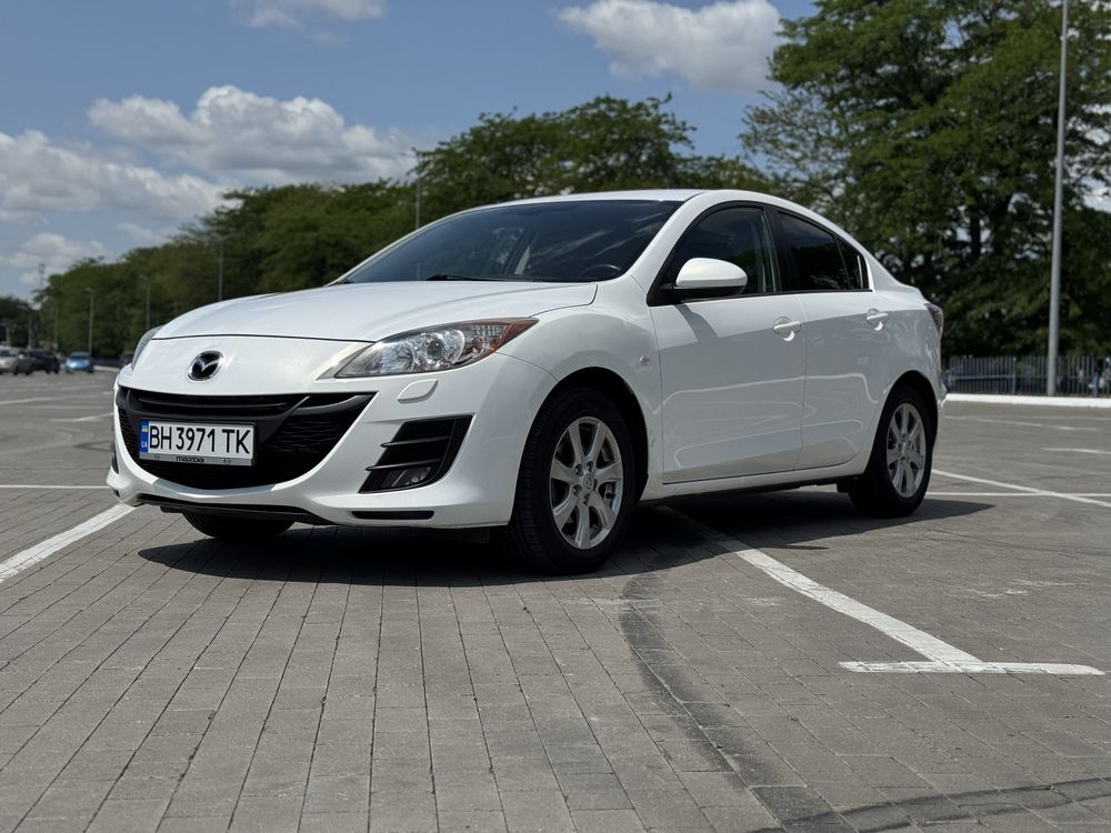 Mazda 3 1.6 автомат Официал/Идеал