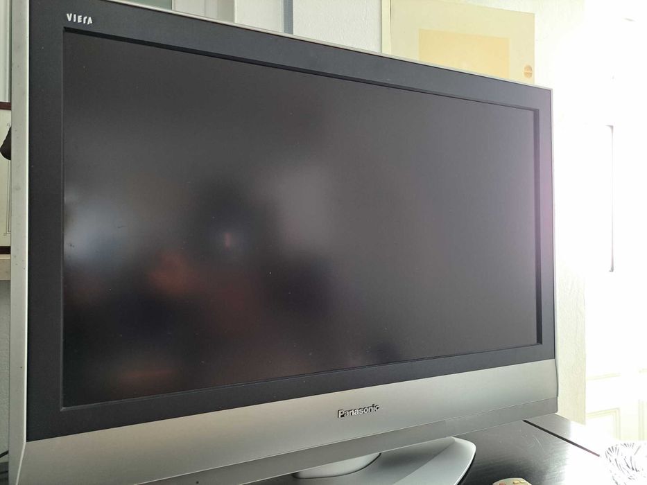 Televisão PANASONIC TX-32LX60F
