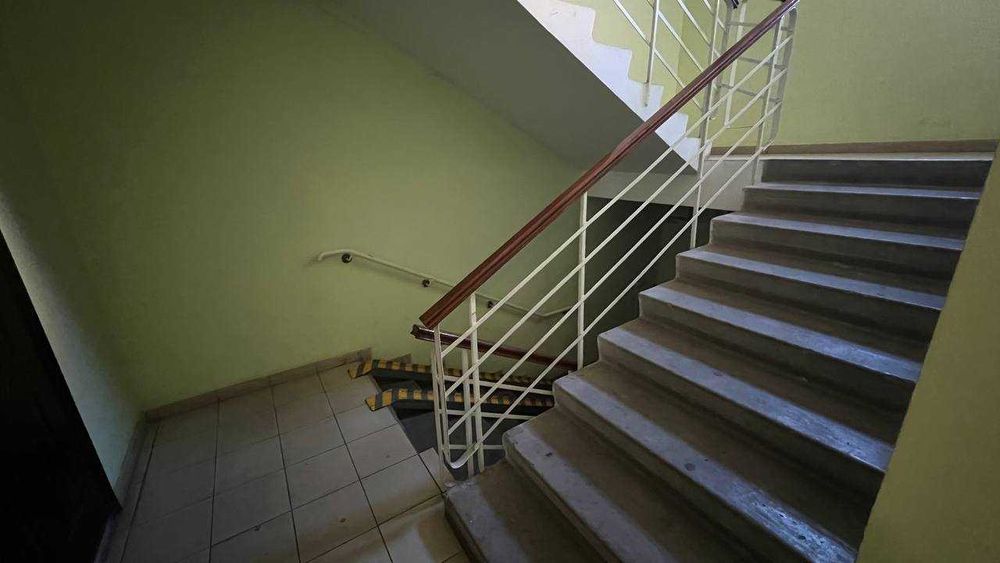 Продаж просторої двокімнатної квартири вул. Марка Кропивницького 129 В