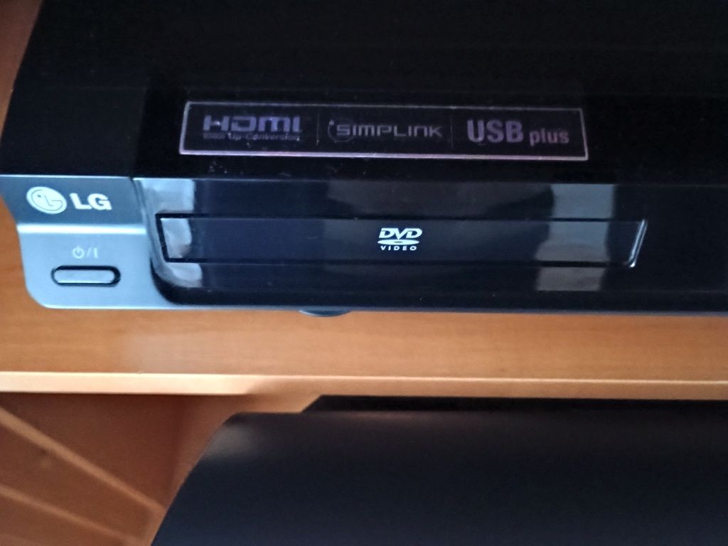 Kino domowe LG HT 552TH-DH