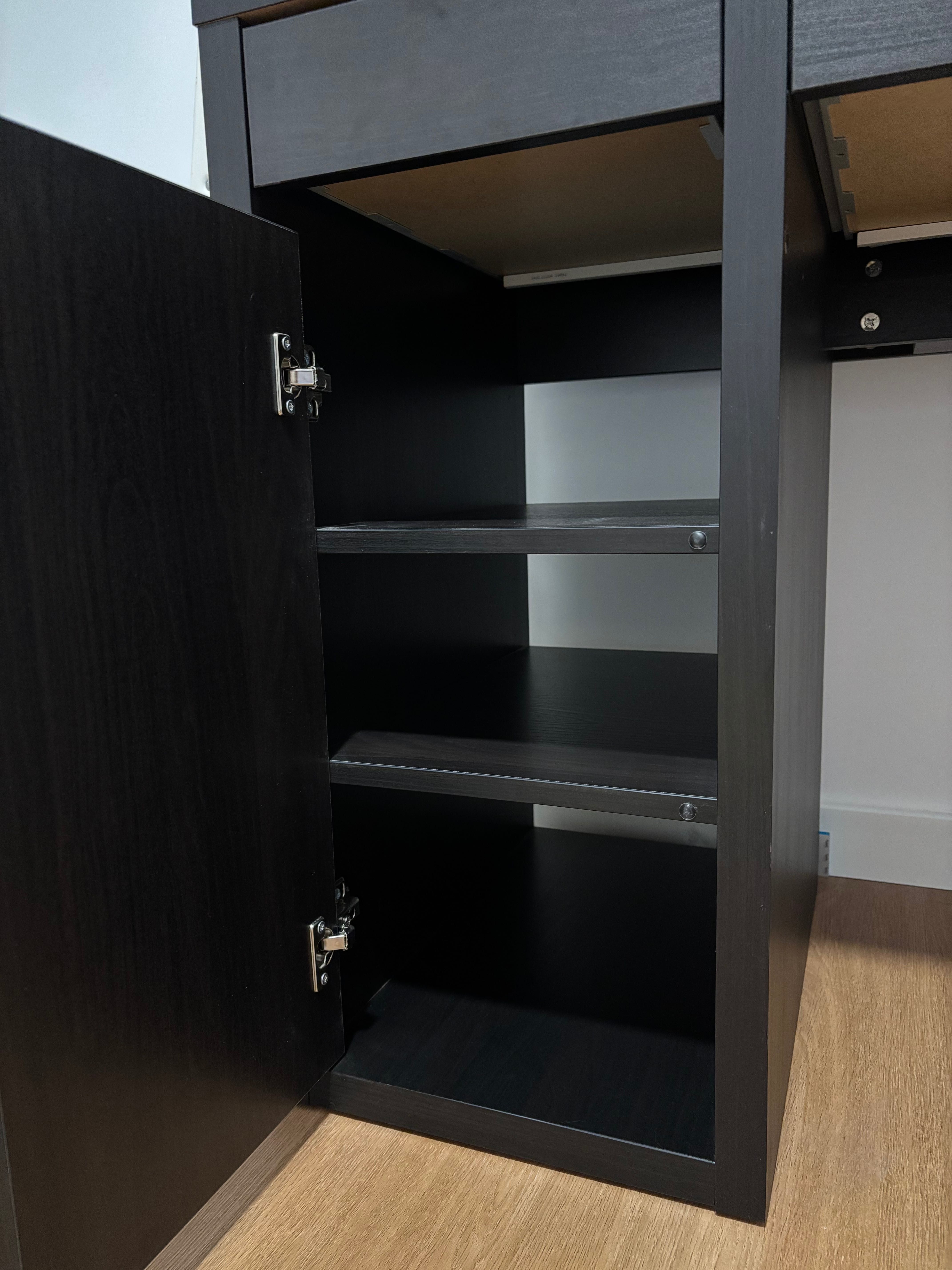 Secretária IKEA MICKE - Como Nova