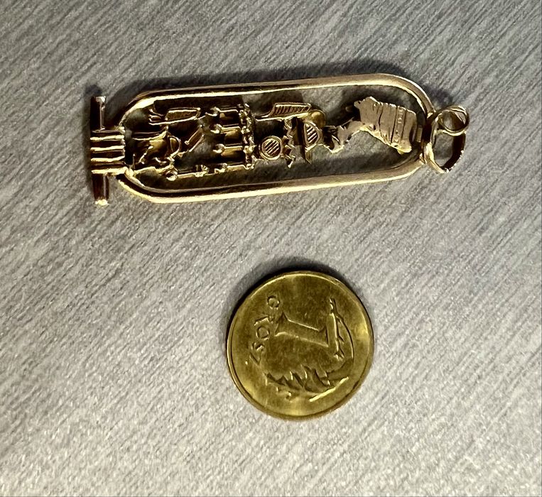 Złoto 750,zawieszka starożytny Egipt