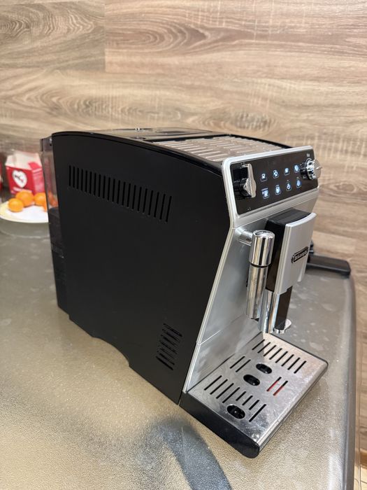 Кавомашина Delonghi Autentica сенсорна